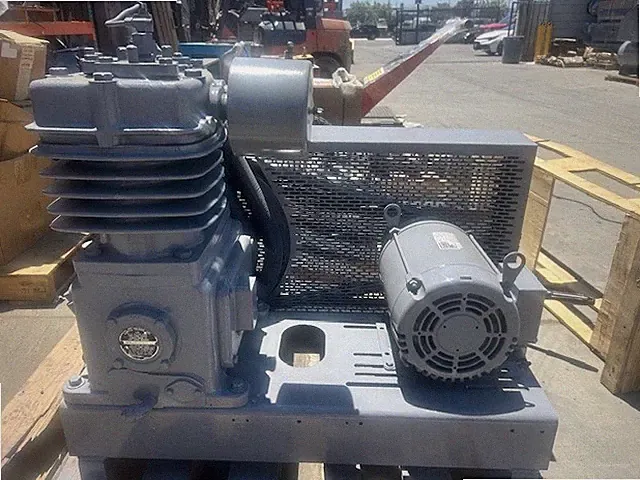 Cutis air compressor